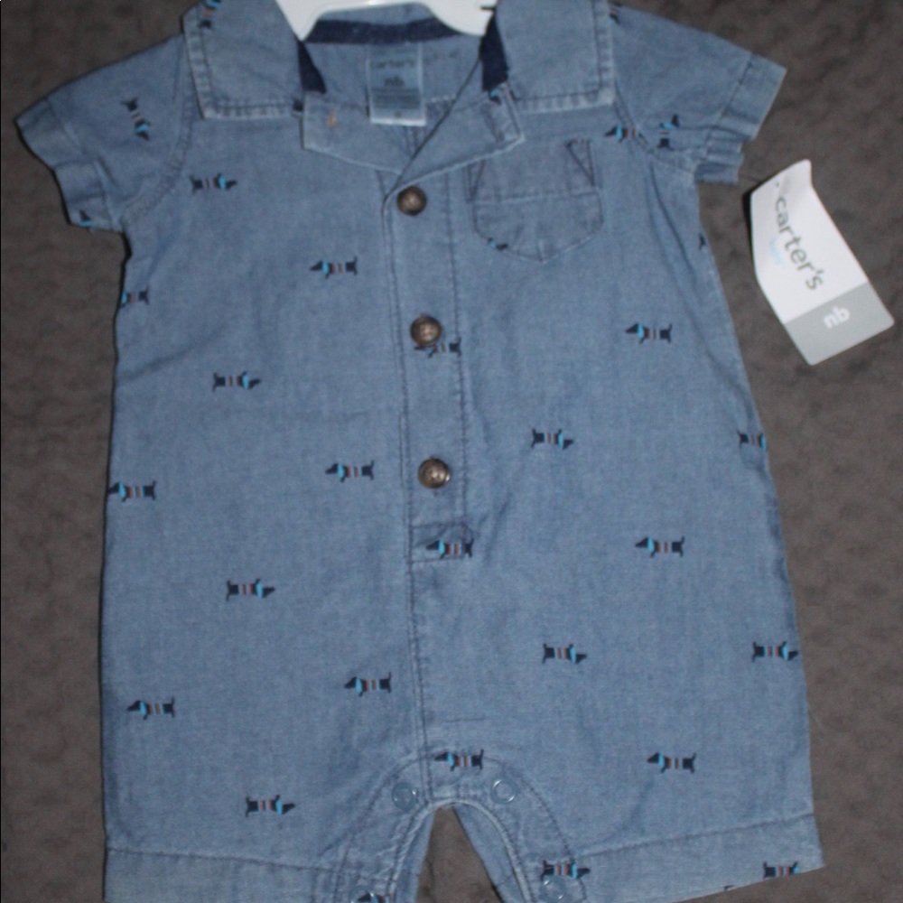 Carters newborn onsie new with rags